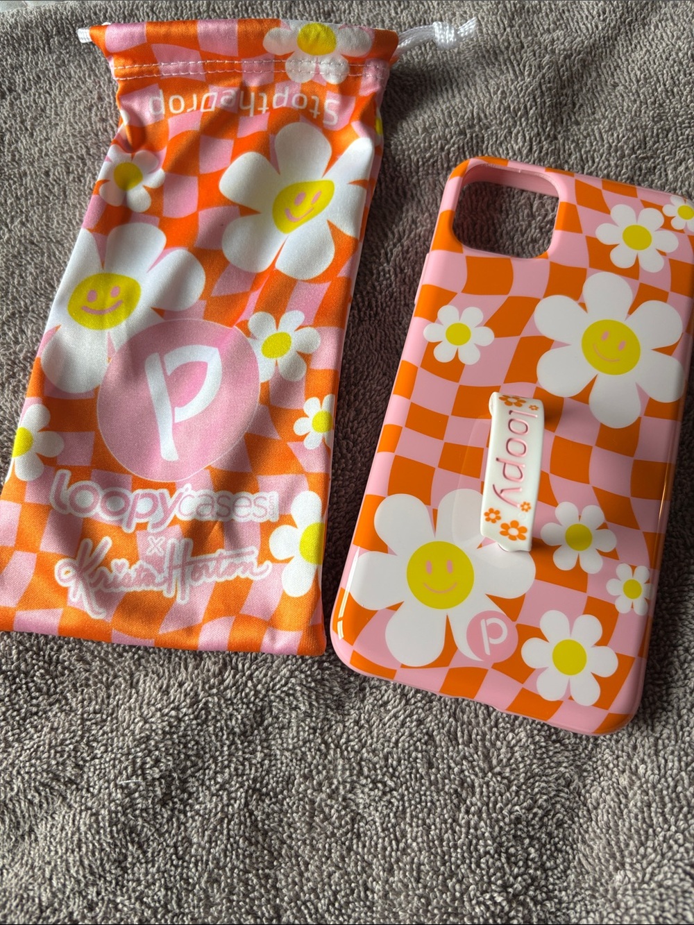 Loopy Case Pink & Orange Daisy Check Phone Case with Loop Grip Apple 11 PRO MAX